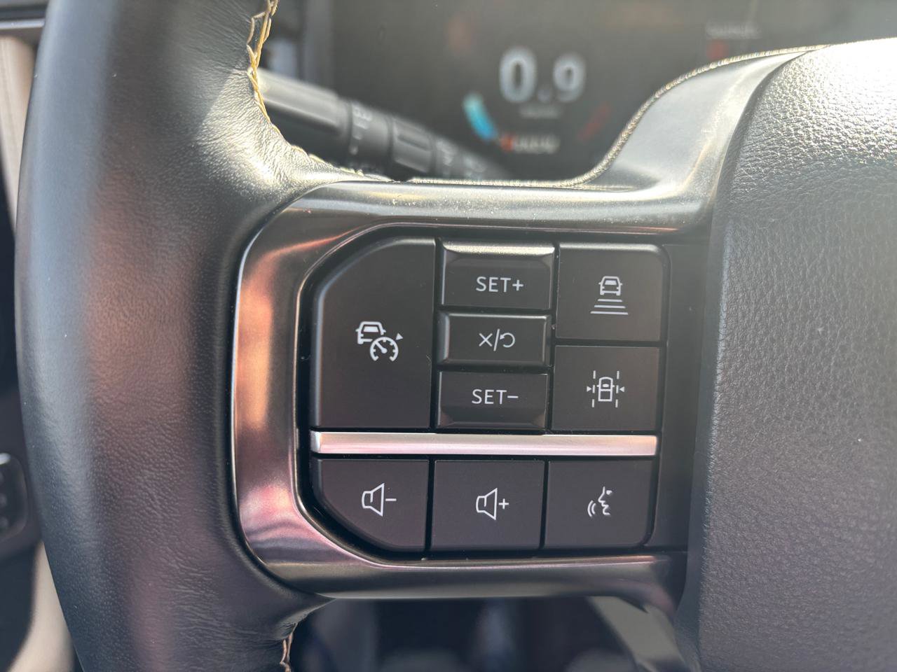 Used 2023 Ford Expedition Platinum image 18