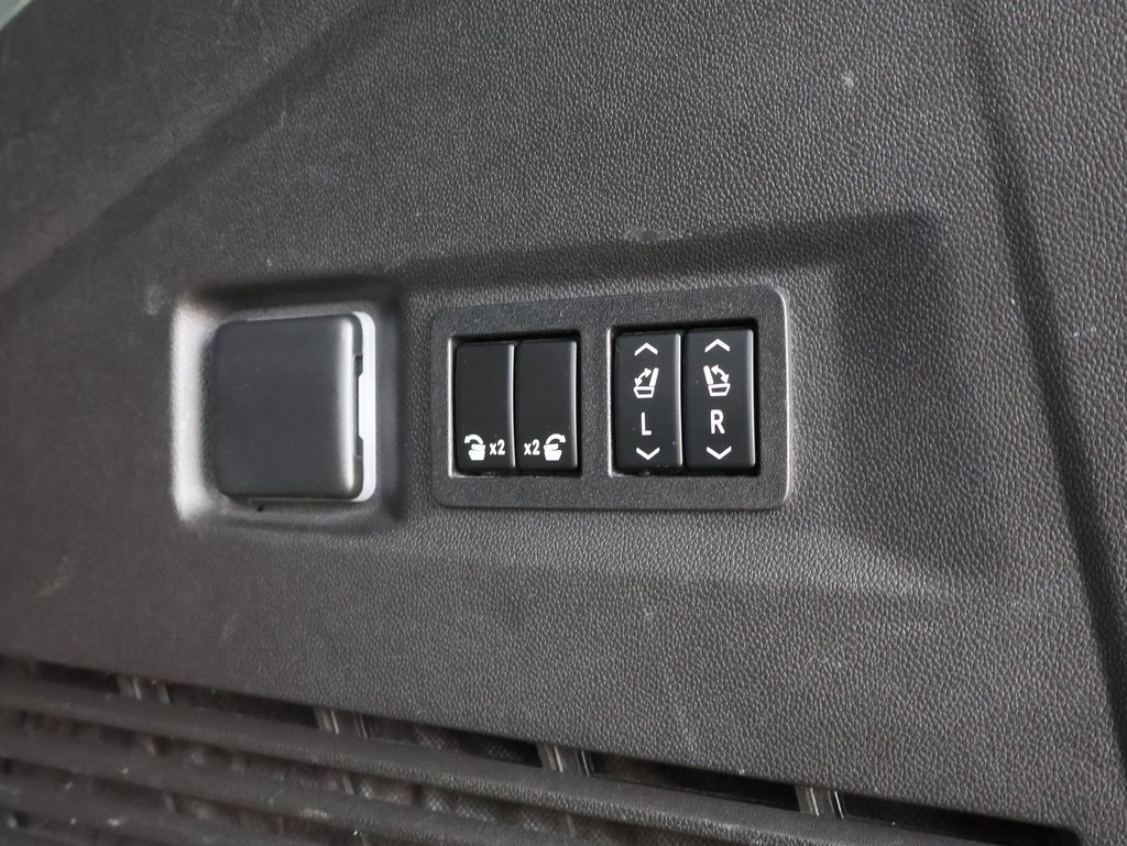 Certified 2022 Chevrolet Tahoe LT w/ LT Signature Plus Package image 33