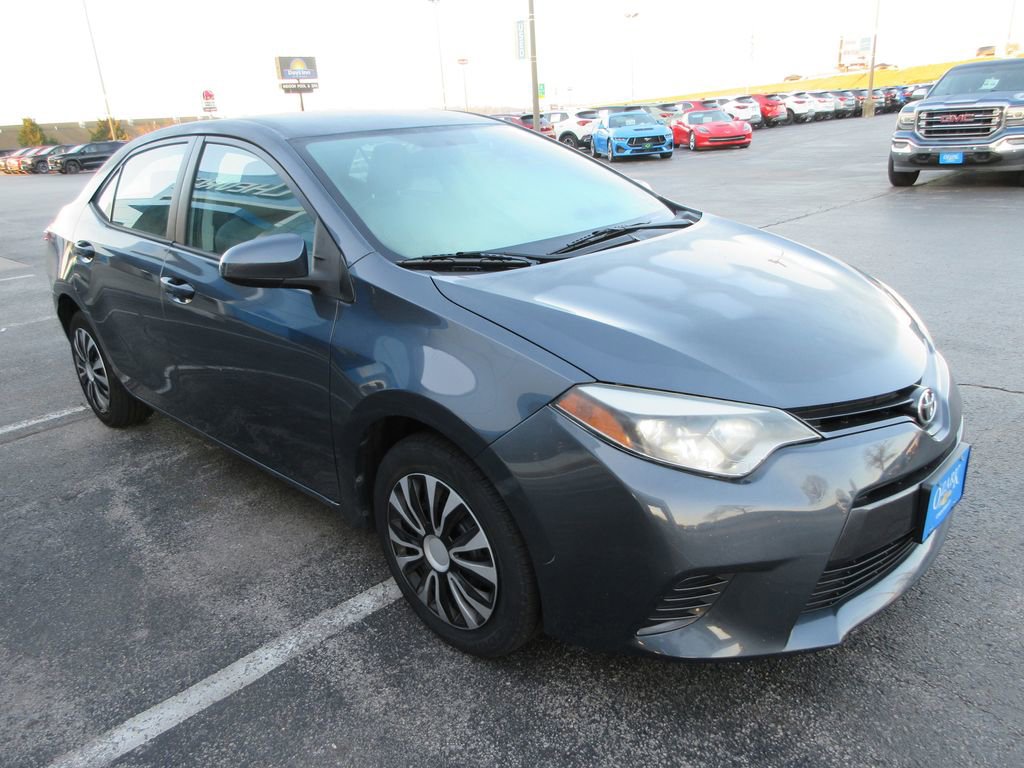 Used 2016 Toyota Corolla LE image 7