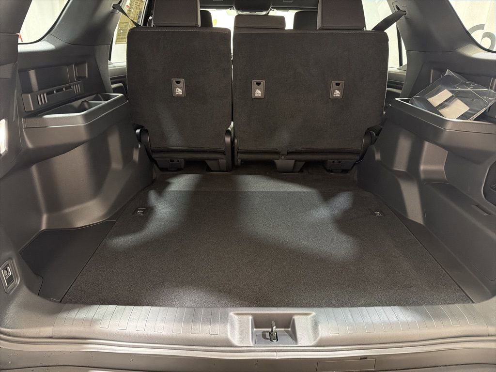 Used 2026 Toyota 4Runner SR5 image 17