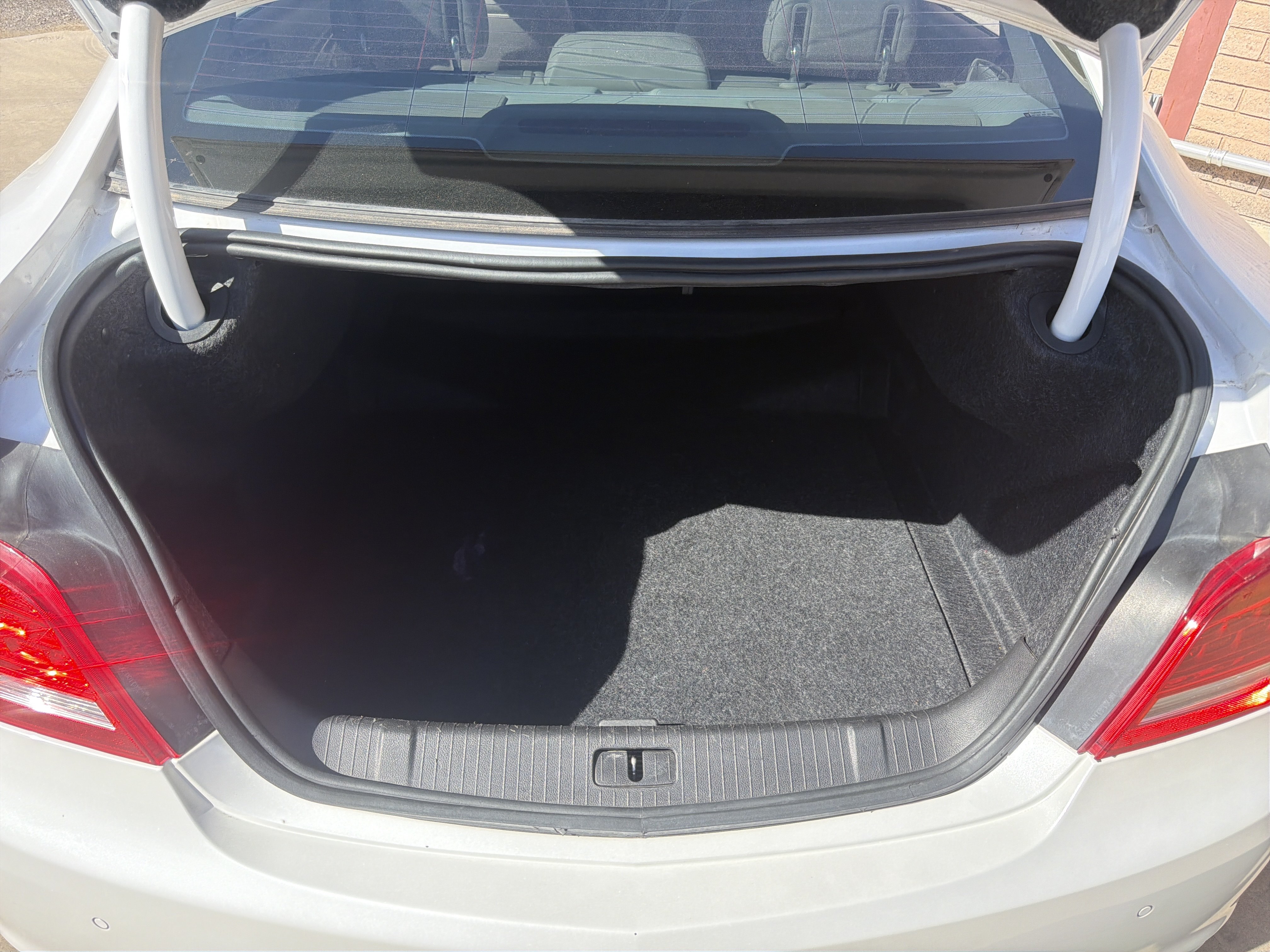 Used 2015 Buick LaCrosse Premium w/ Driver Confidence Package #1 FWD image 5