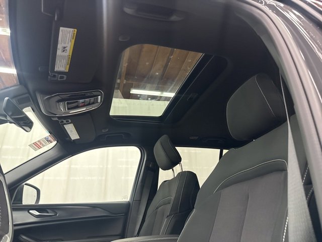 New 2025 Jeep Grand Cherokee Laredo X w/ Luxury Tech Group I image 26