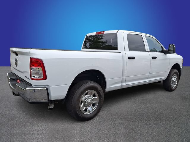 Used 2023 RAM 3500 Tradesman w/ Chrome Appearance Group AWD/4WD image 4