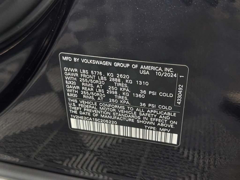Used 2025 Volkswagen Atlas Cross Sport SE AWD/4WD image 36