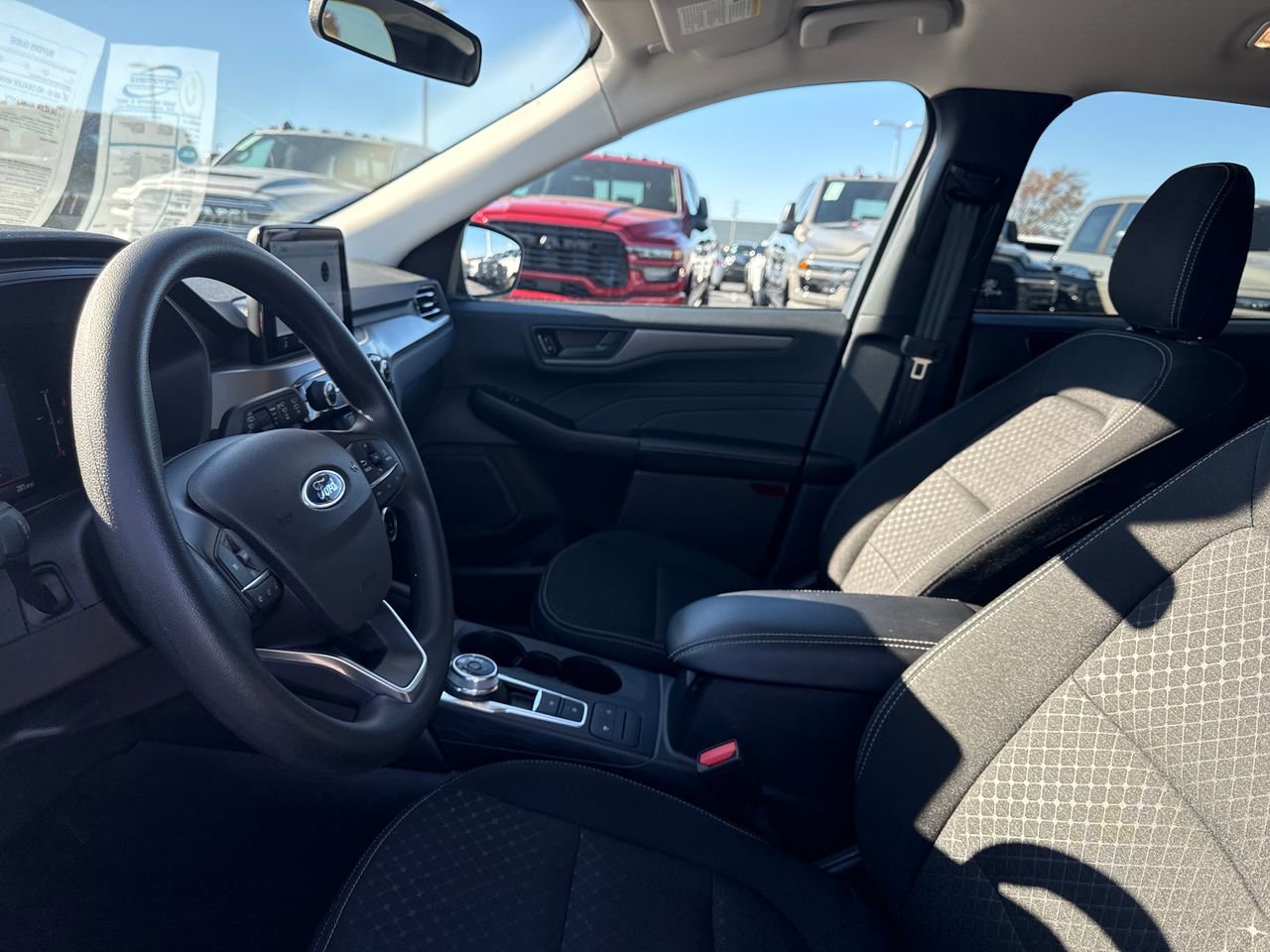 Used 2025 Ford Escape Active image 12