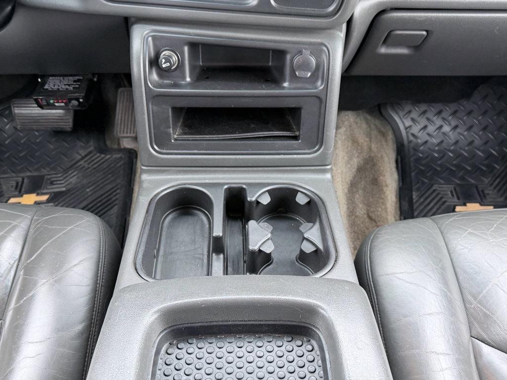 Used 2003 Chevrolet Avalanche 2WD image 15