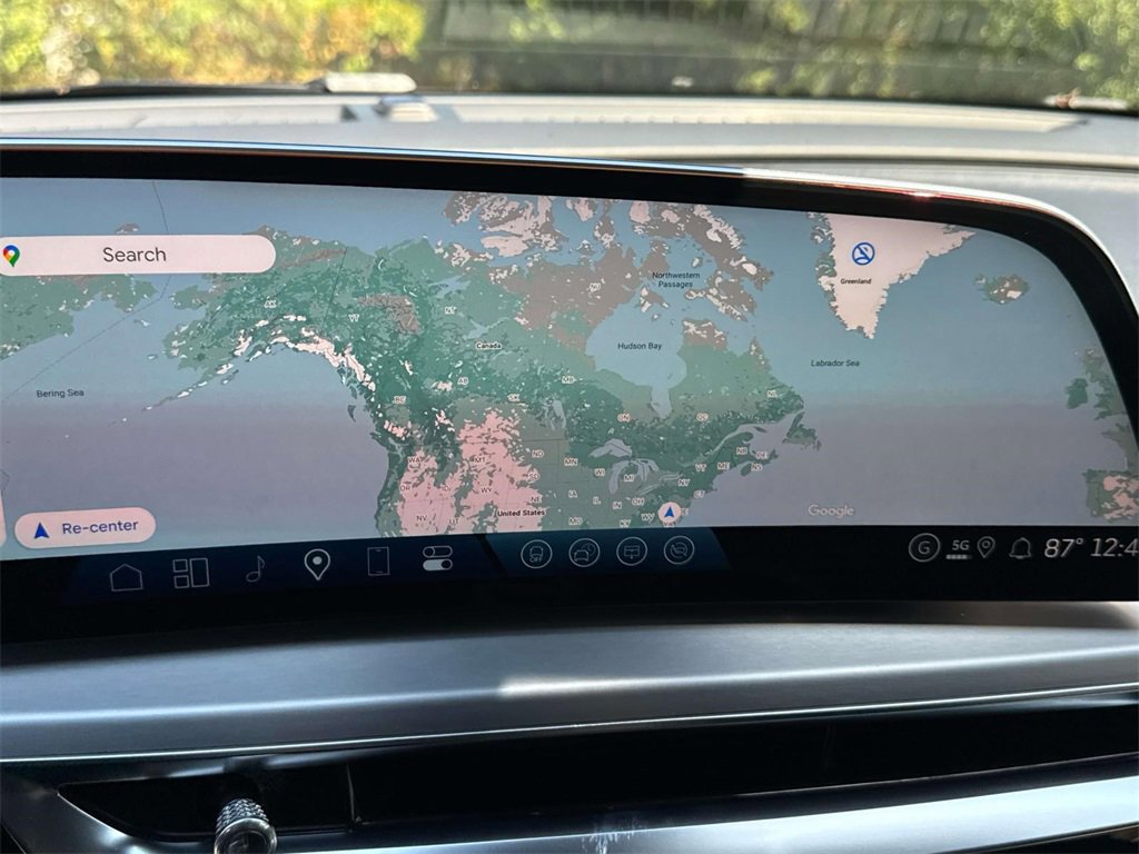 New 2026 Cadillac Lyriq Premium Luxury image 10