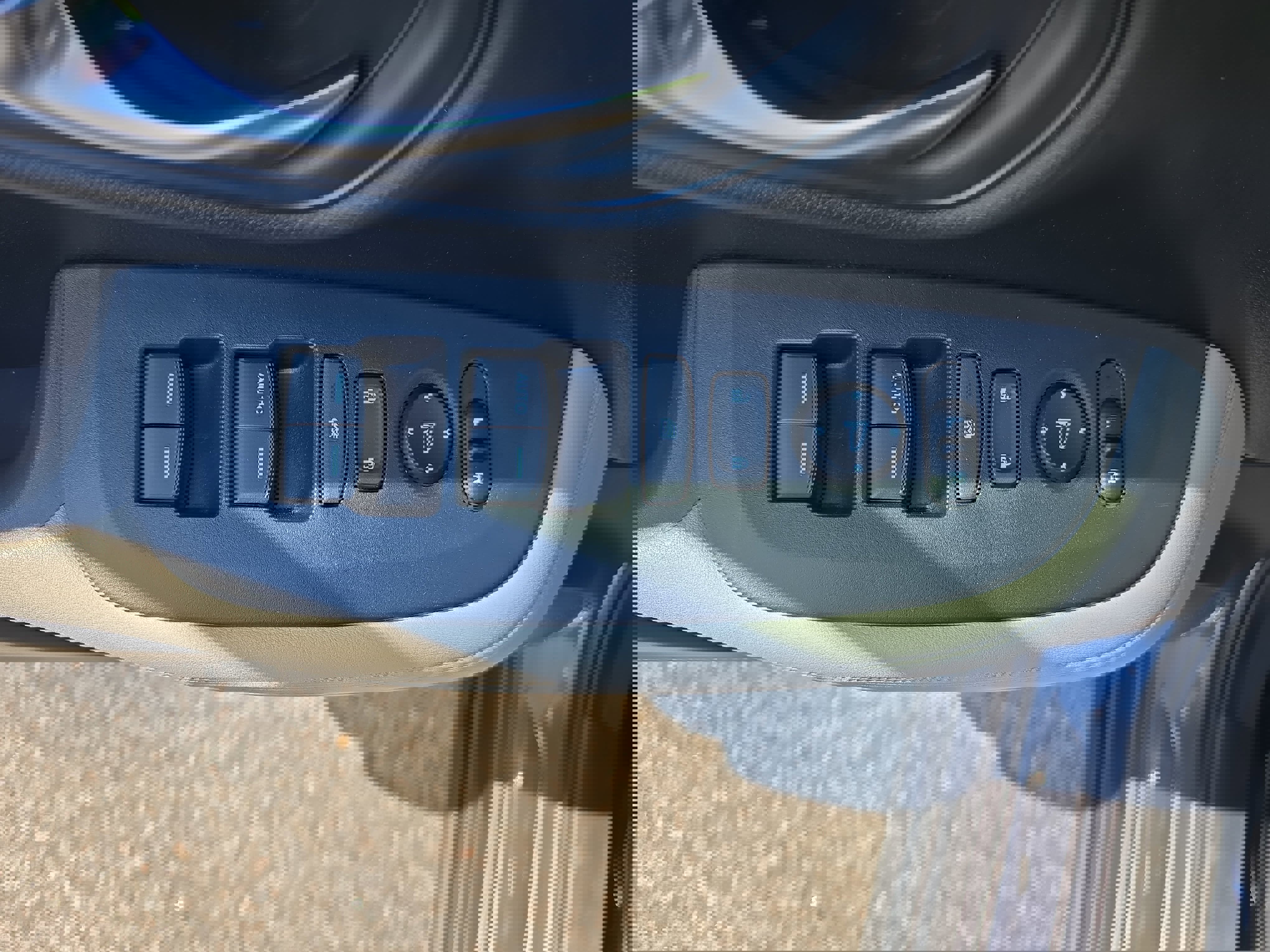 Used 2024 Honda HR-V LX image 26