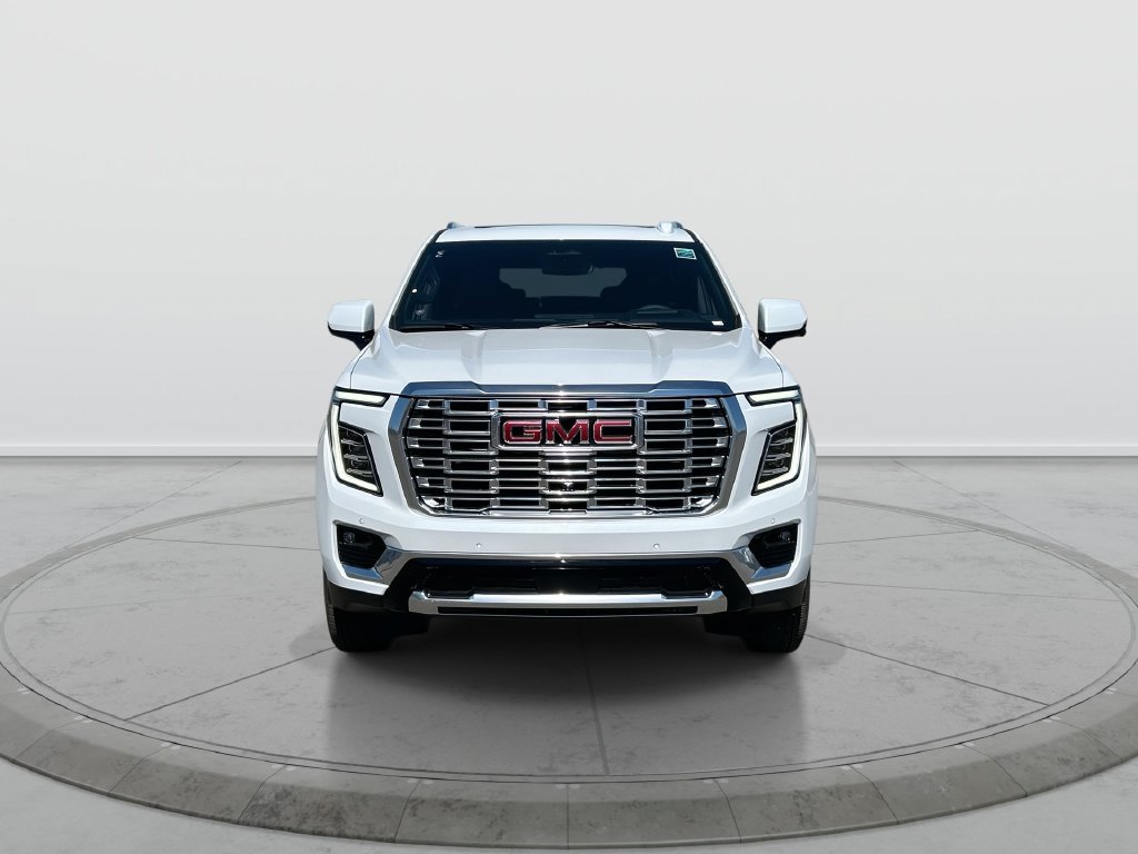 New 2027 GMC Yukon Denali w/ Sun & Power Step Package AWD/4WD image 3