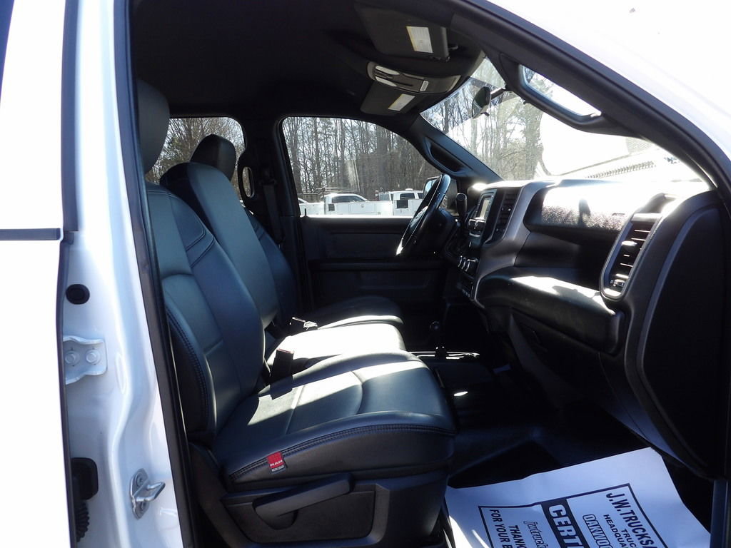 Used 2021 RAM 4500 Tradesman w/ Chrome Appearance Group image 41
