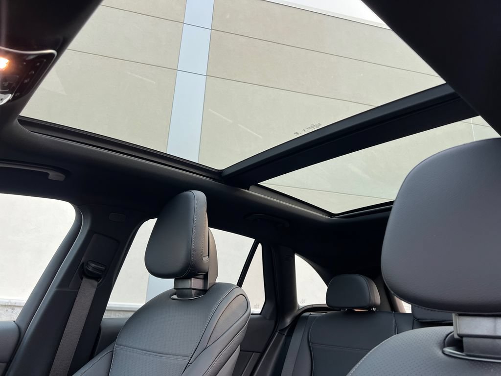 New 2026 Mercedes-Benz GLC 300 4MATIC image 21