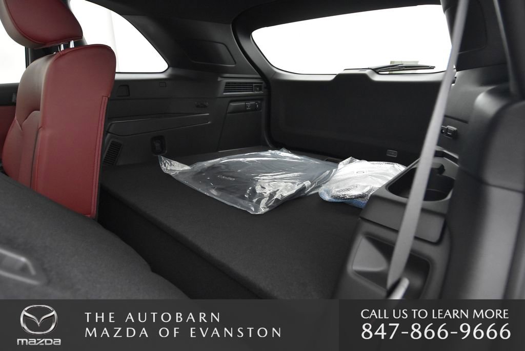 New 2025 MAZDA CX-70 Plug-In Hybrid w/ Premium Plus image 28
