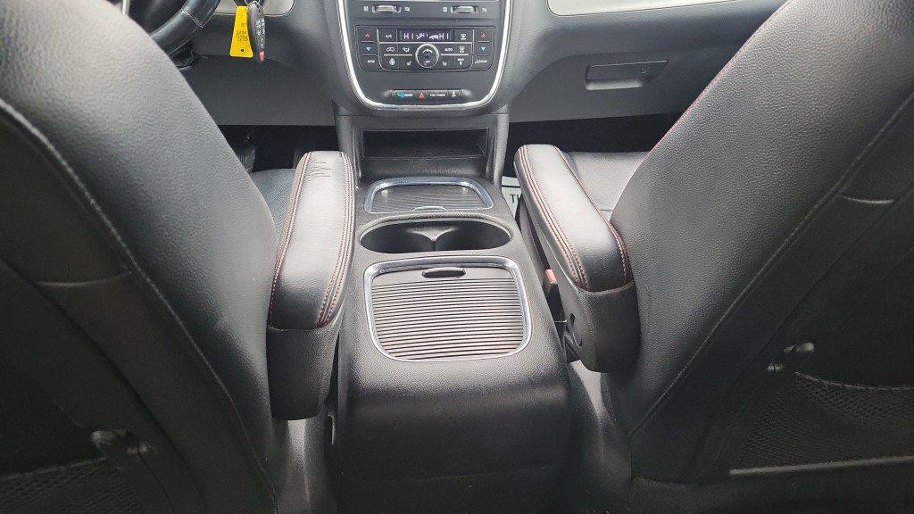 Used 2018 Dodge Grand Caravan GT FWD image 27