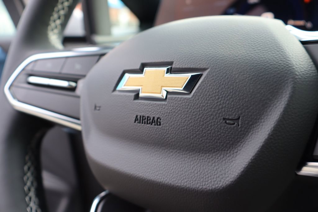 New 2026 Chevrolet Equinox EV LT image 24