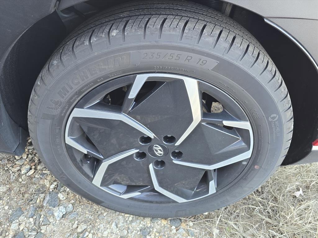 Used 2024 Hyundai Ioniq 5 SEL image 7