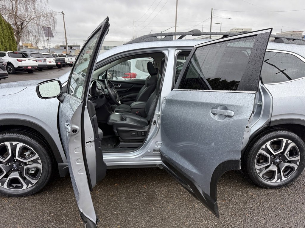 Used 2023 Subaru Ascent Limited w/ Technology Package image 20