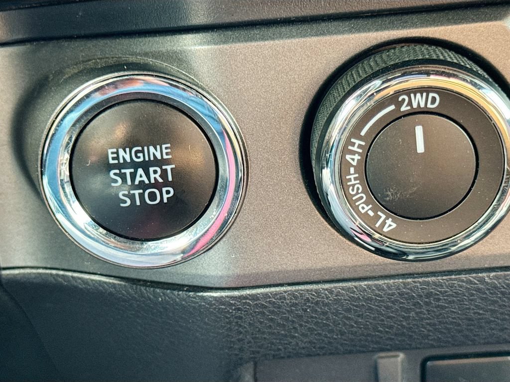 Used 2017 Toyota Tacoma TRD Pro AWD/4WD image 19