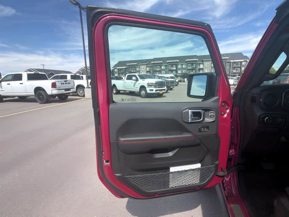 New 2026 Jeep Wrangler Unlimited Rubicon w/ Safety Group AWD/4WD image 10