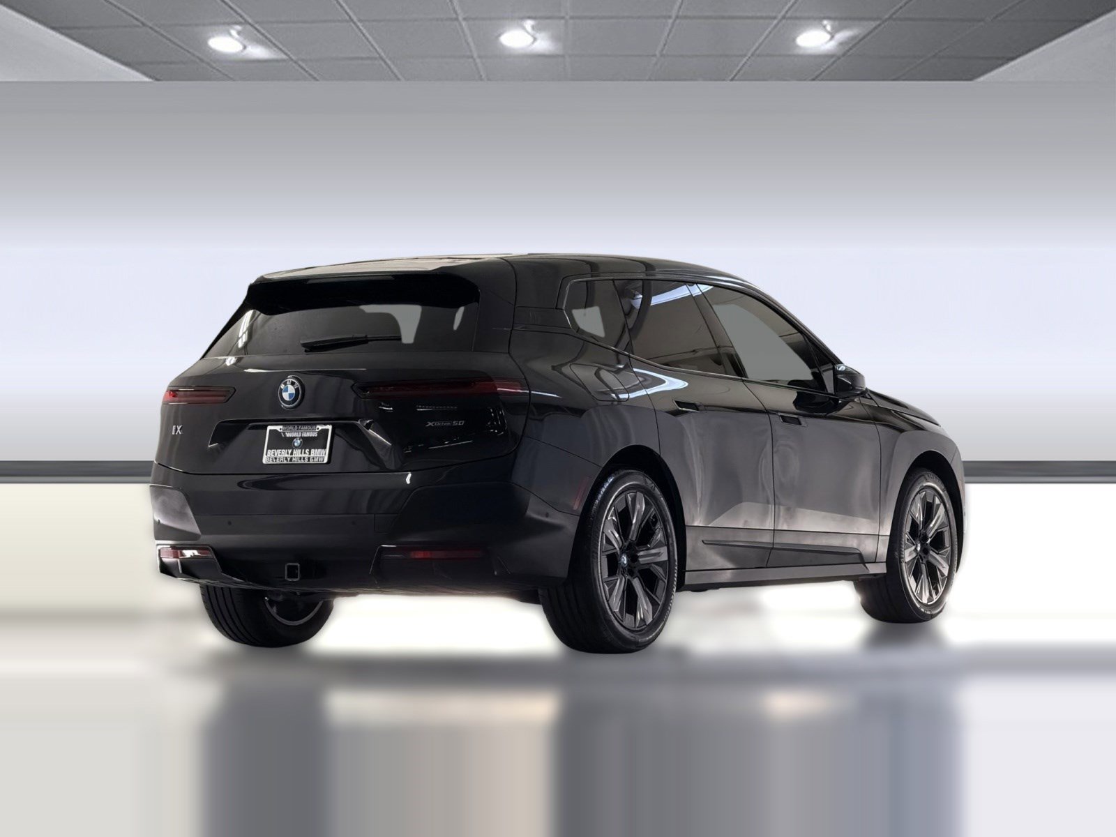 Used 2024 BMW iX xDrive50 AWD/4WD image 8