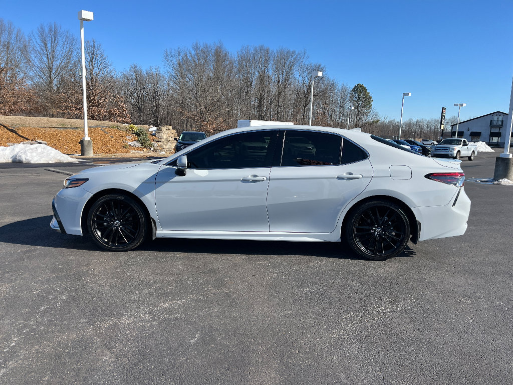 Used 2024 Toyota Camry XSE w/ Cold Weather Package image 4