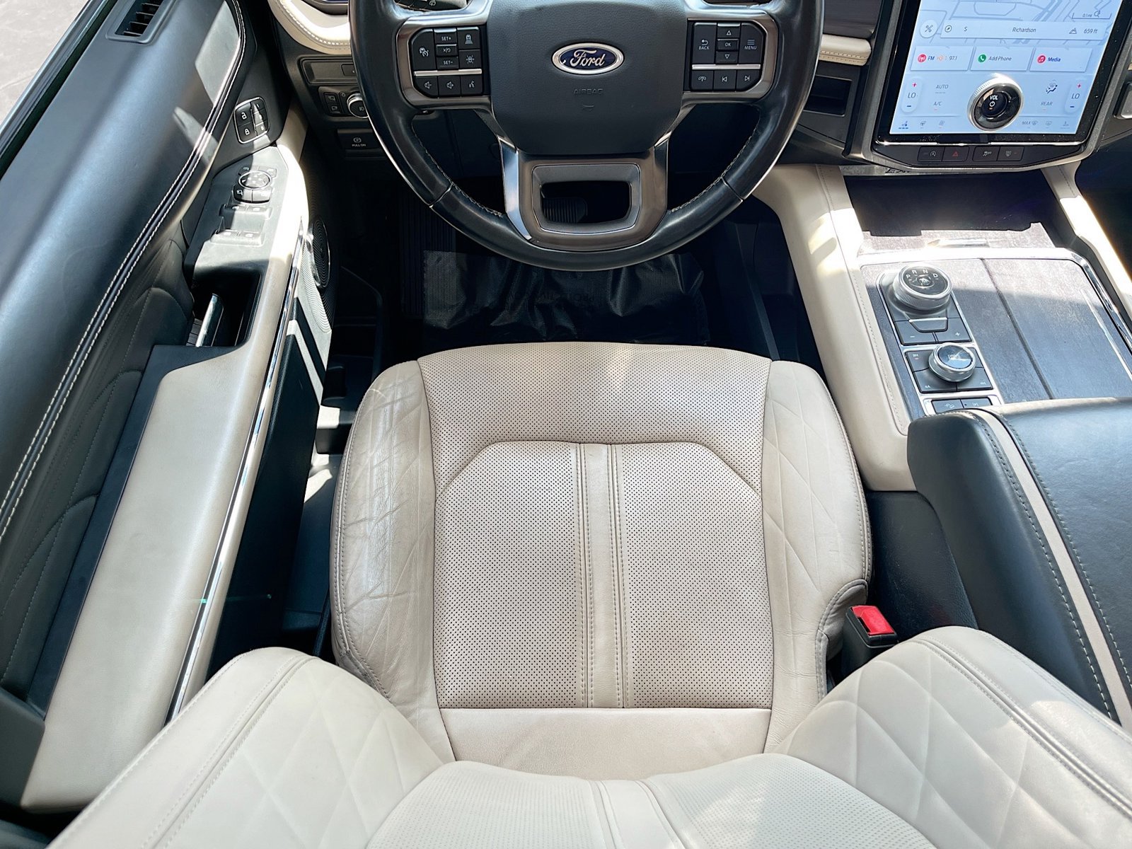 Used 2022 Ford Expedition Platinum AWD/4WD image 23