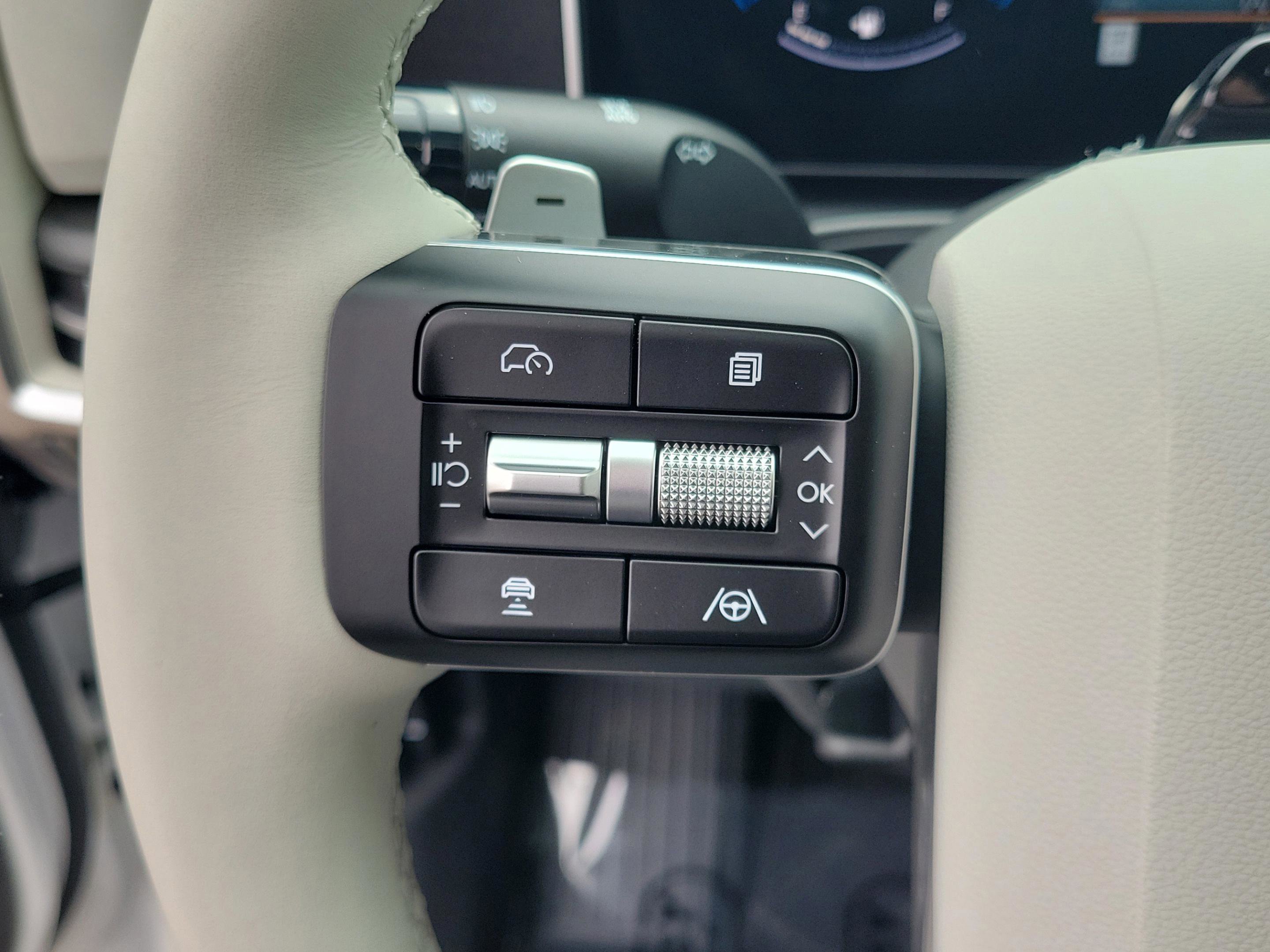 New 2026 Hyundai Santa Fe SEL FWD image 27