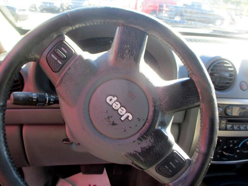 Used 2005 Jeep Liberty Renegade image 11