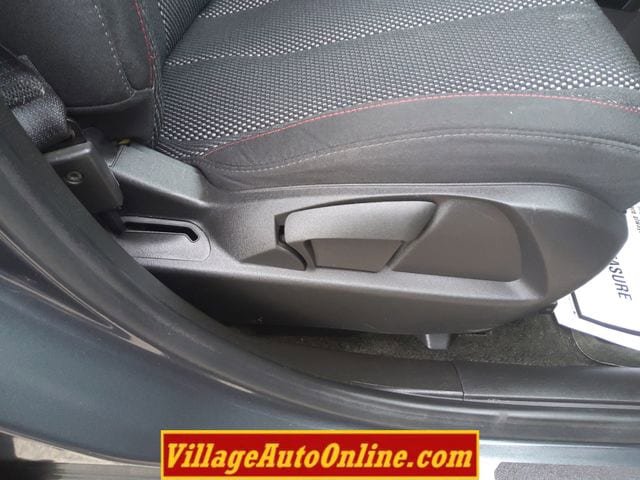 Used 2017 Chevrolet Equinox LT FWD image 31
