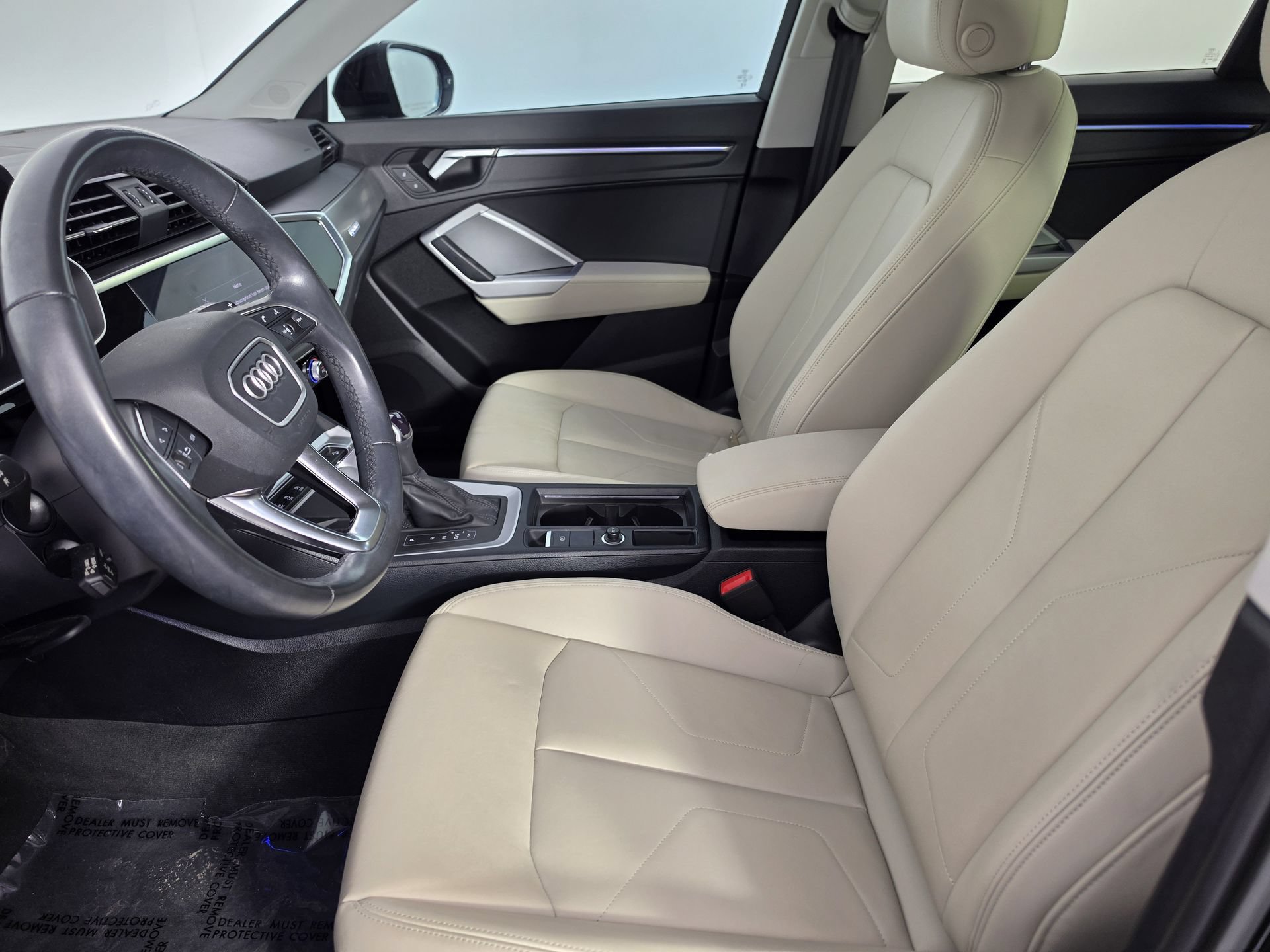 Certified 2024 Audi Q3 2.0T Premium Plus AWD/4WD image 3