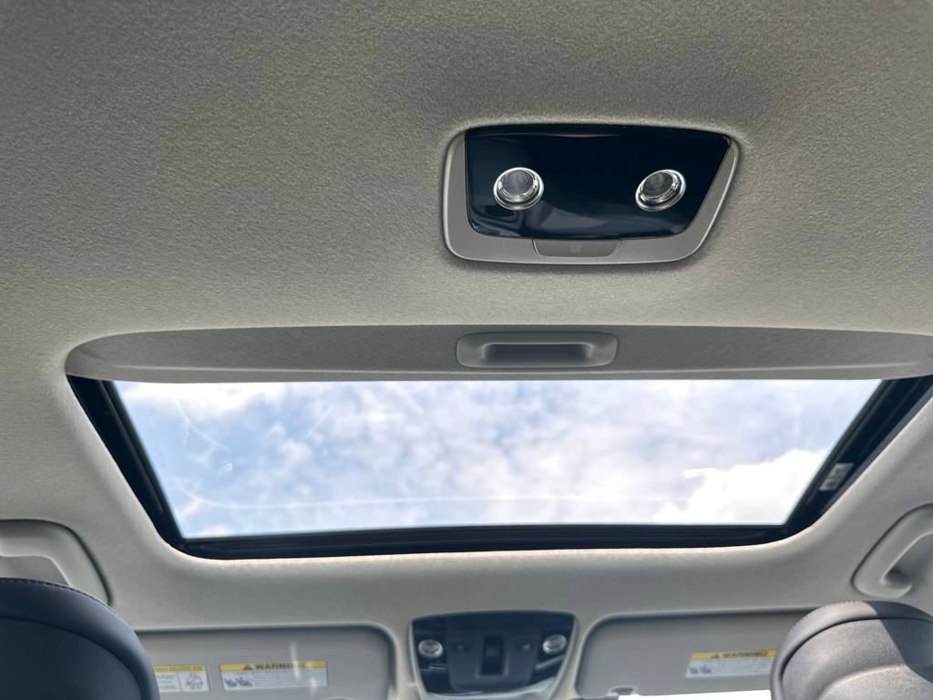 New 2025 Kia Niro EX Touring image 30