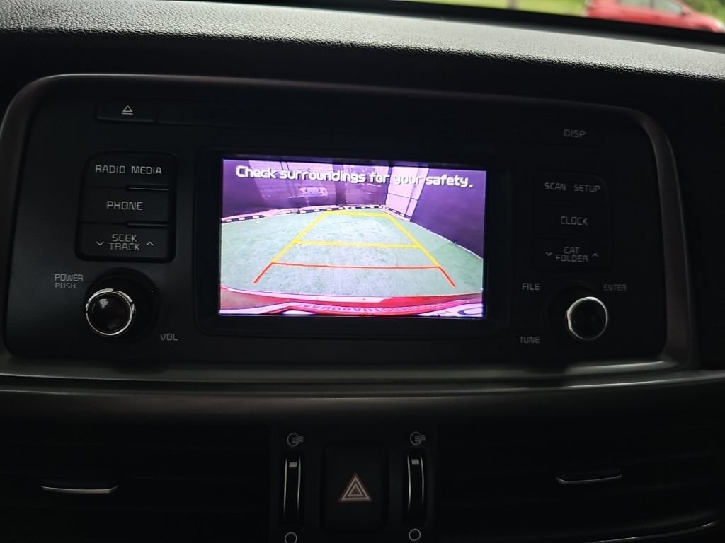 Used 2017 Kia Optima LX FWD image 22