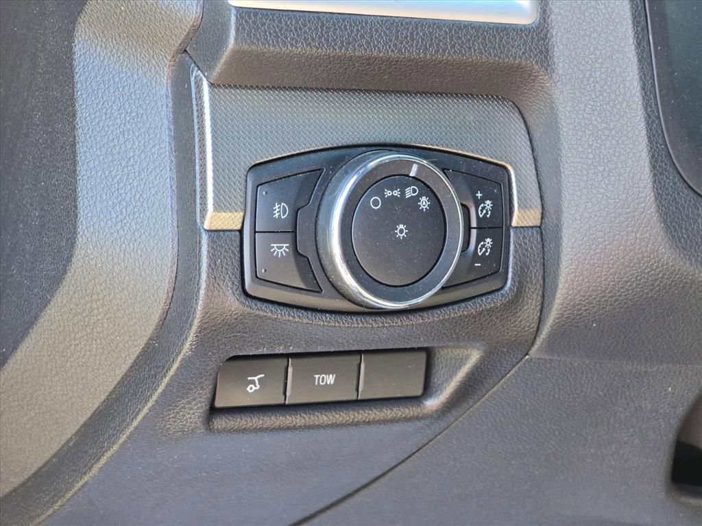 Used 2015 Ford Explorer Sport image 8