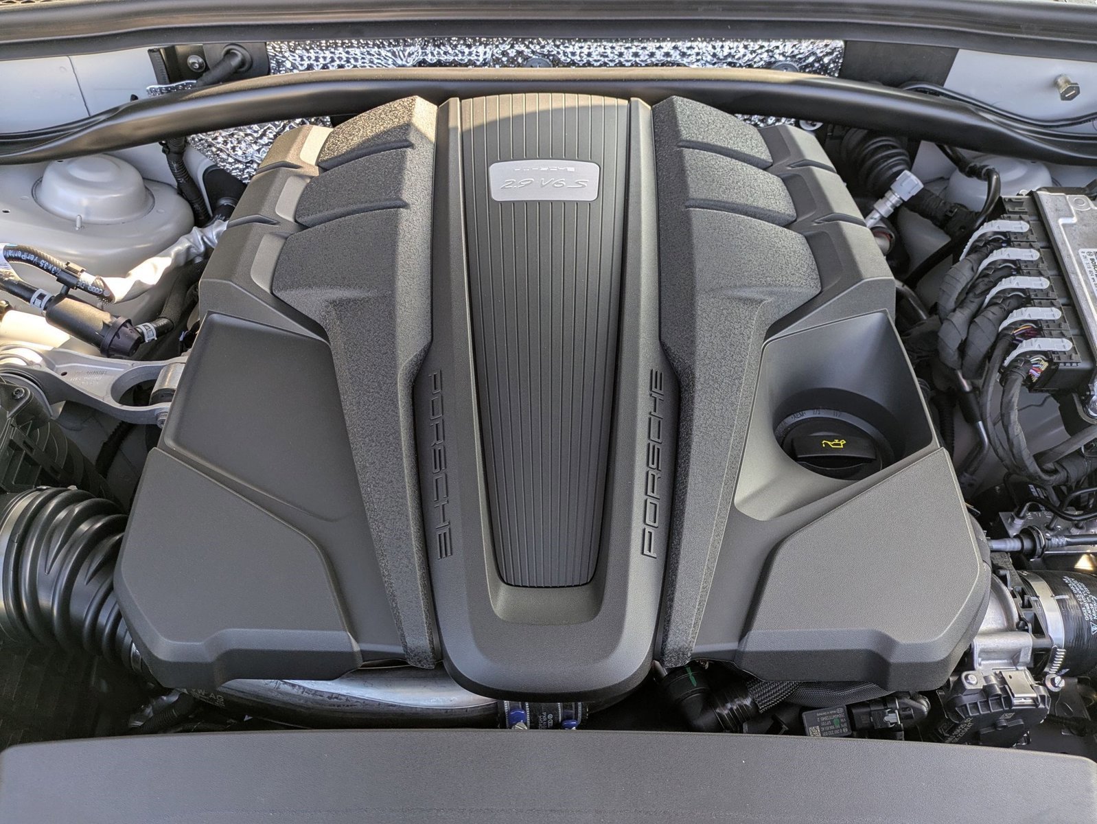 New 2025 Porsche Macan S image 27