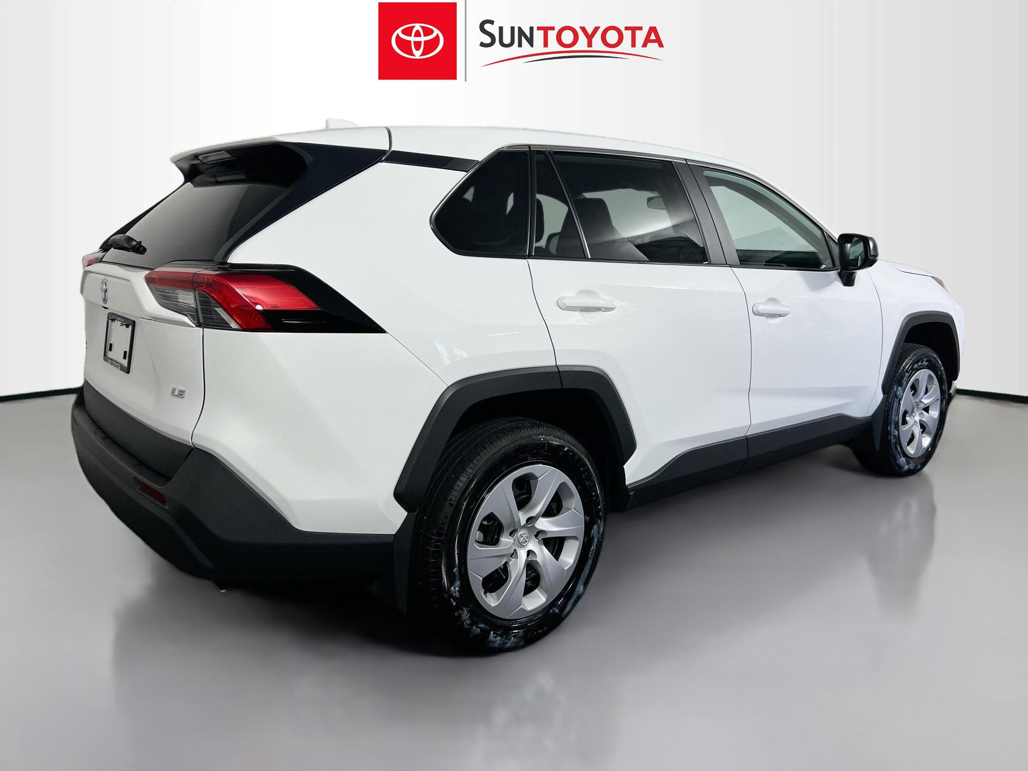 Used 2025 Toyota RAV4 LE FWD image 4