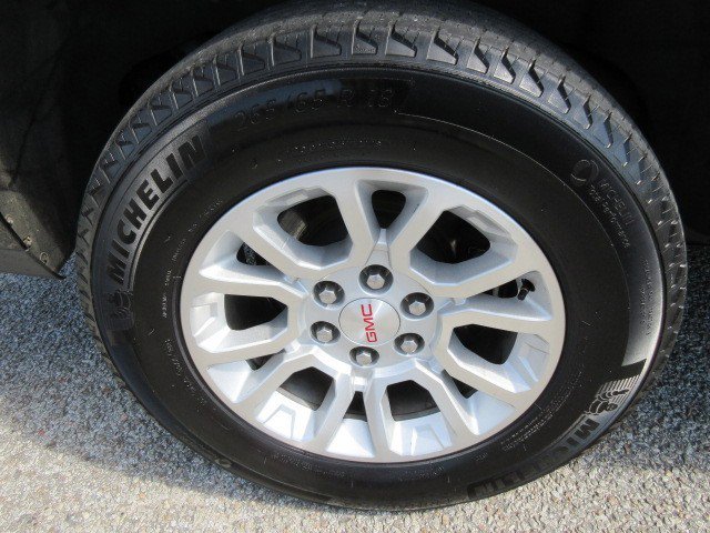 Used 2019 GMC Yukon SLT w/ Open Road Package image 9