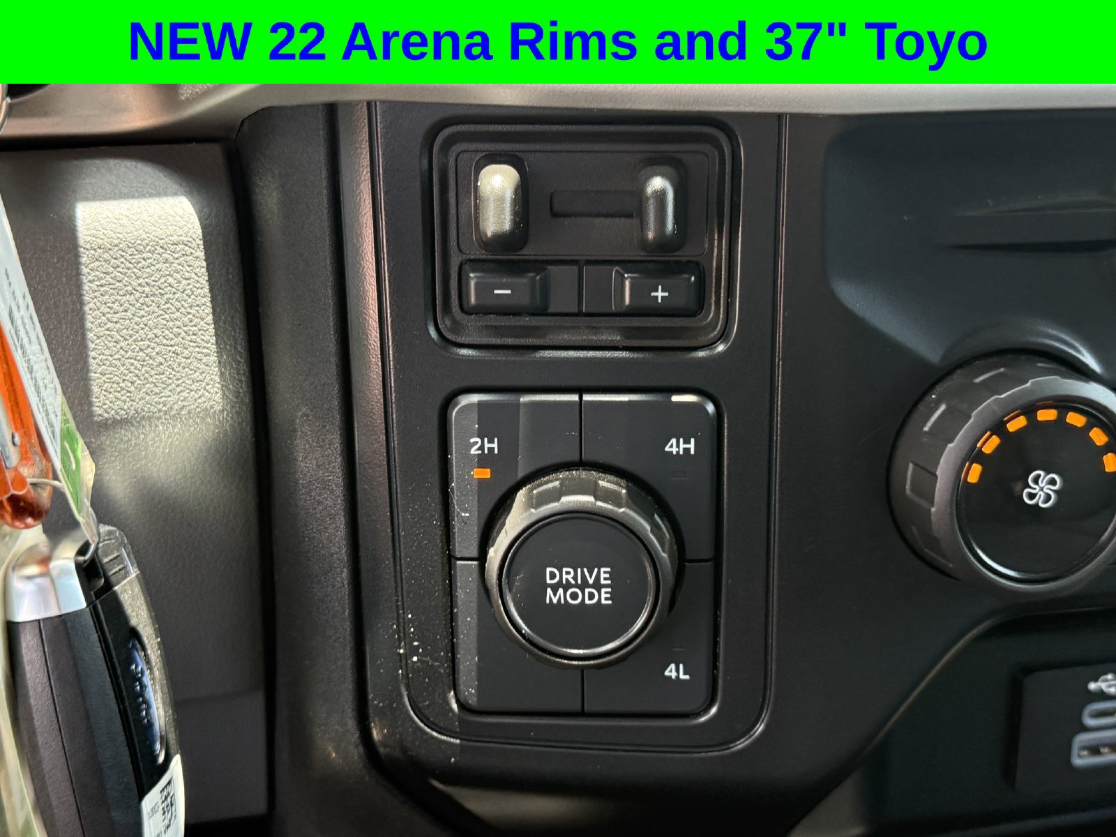 Used 2024 Ford F450 XLT AWD/4WD image 27