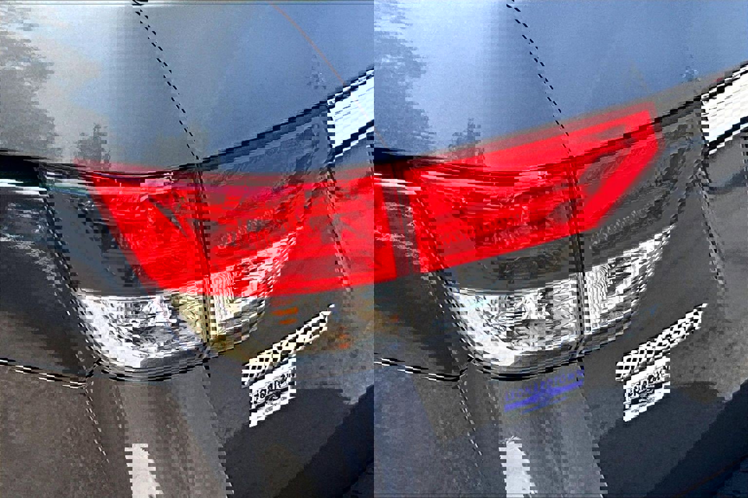 Used 2015 Honda Odyssey EX-L image 30