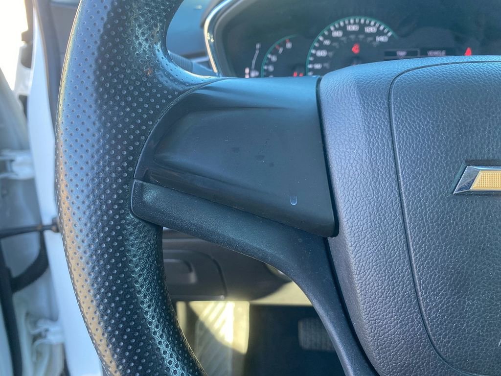 Used 2018 Chevrolet Trax LS image 16