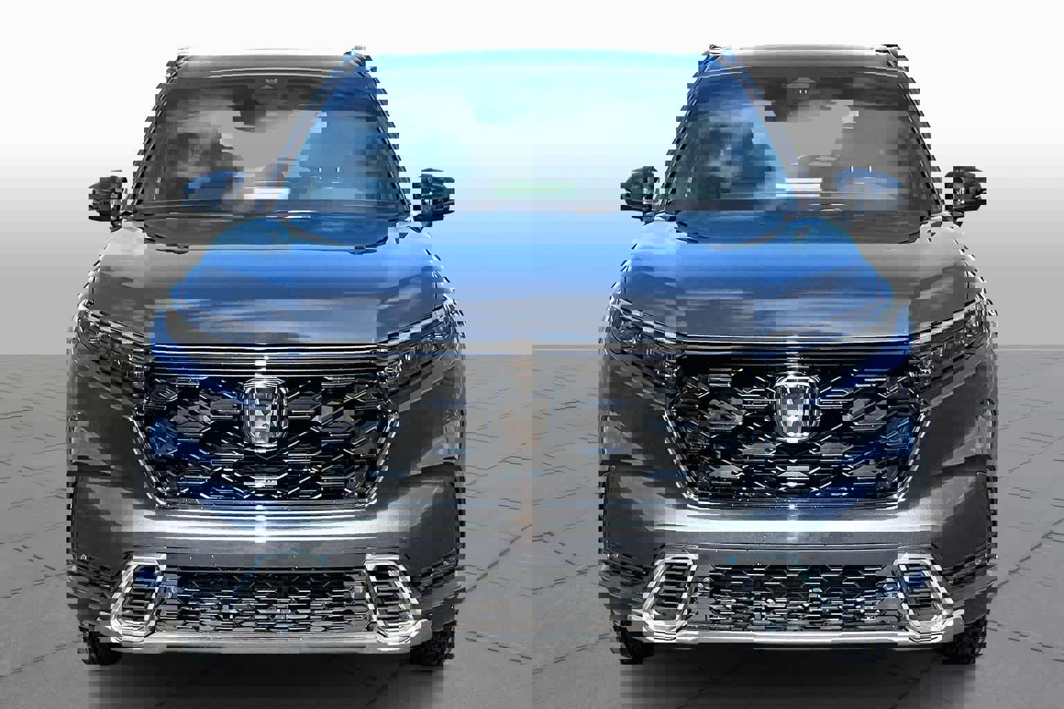 Used 2025 Honda CR-V Sport Touring image 4