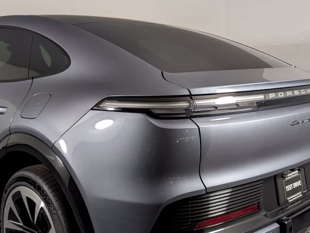 New 2026 Porsche Cayenne S AWD/4WD image 16