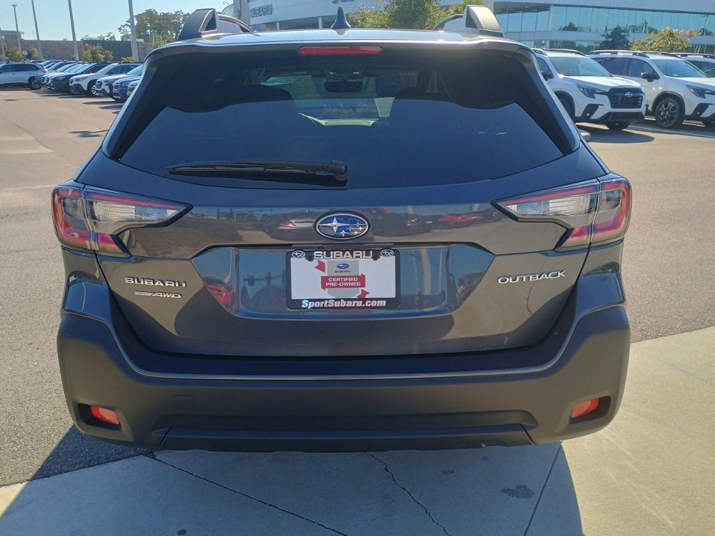 Certified 2025 Subaru Outback Premium image 6