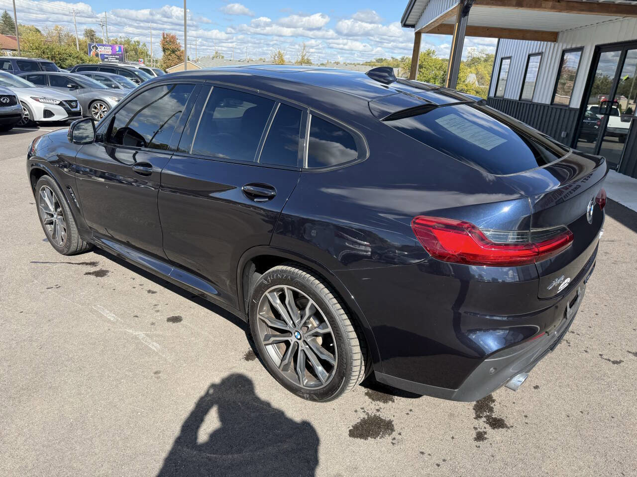 Used 2021 BMW X4 xDrive30i w/ M Sport Package image 11