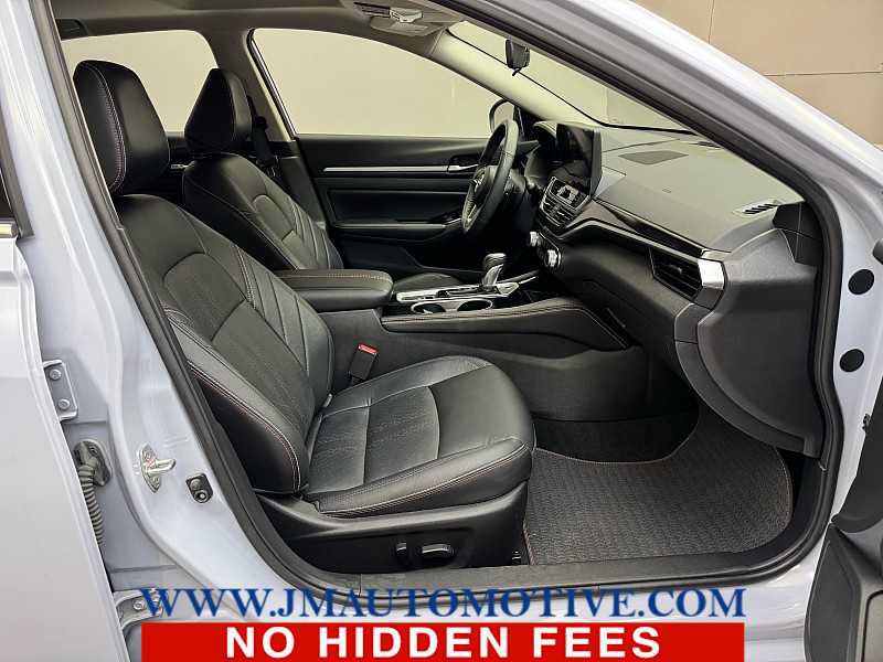 Used 2024 Nissan Altima 2.5 SR w/ SR Premium Package AWD/4WD image 20