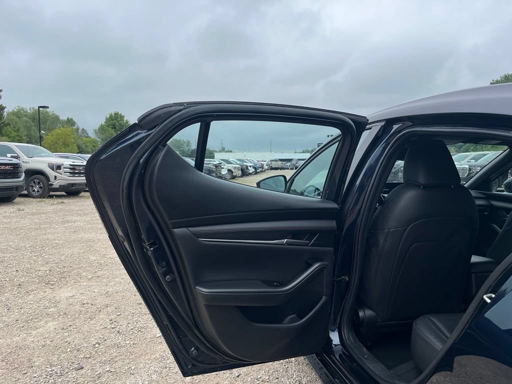 Used 2024 MAZDA MAZDA3 s FWD image 25