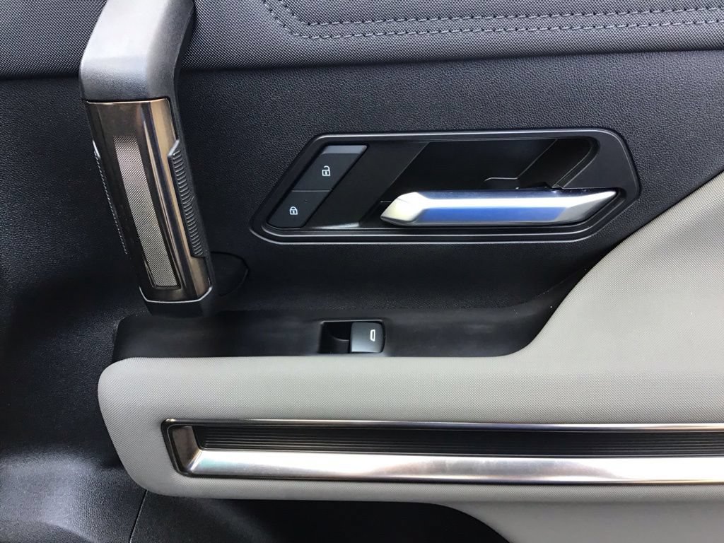 Used 2024 GMC Hummer EV 3X AWD/4WD image 13