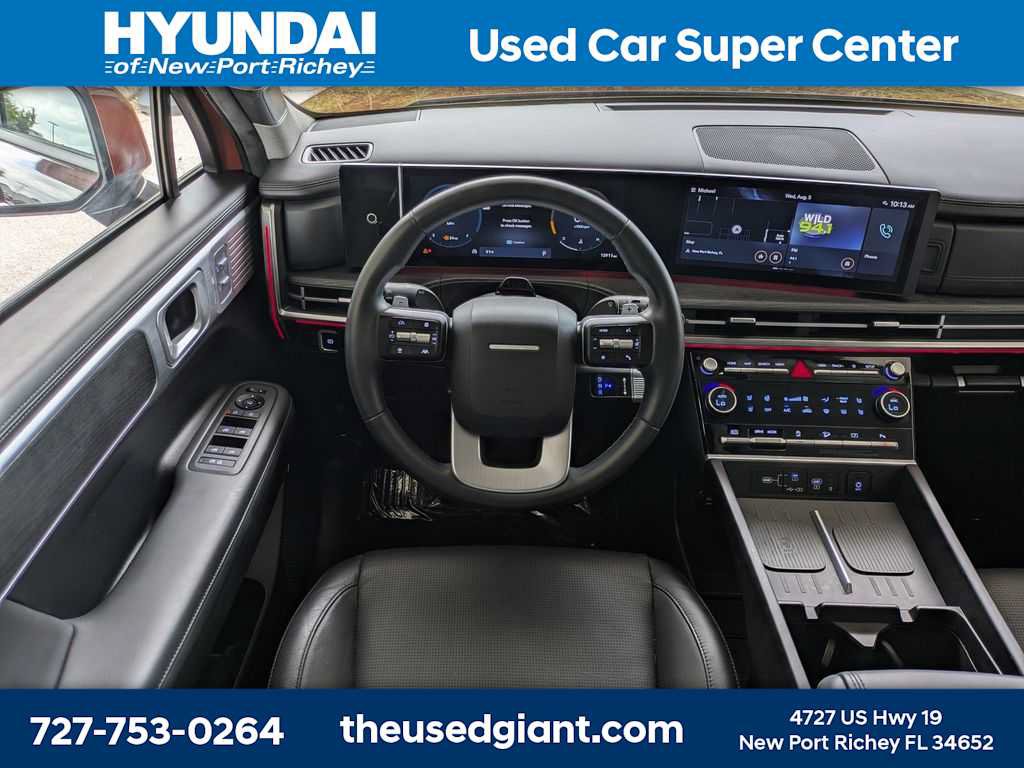 Used 2025 Hyundai Santa Fe Limited FWD image 23