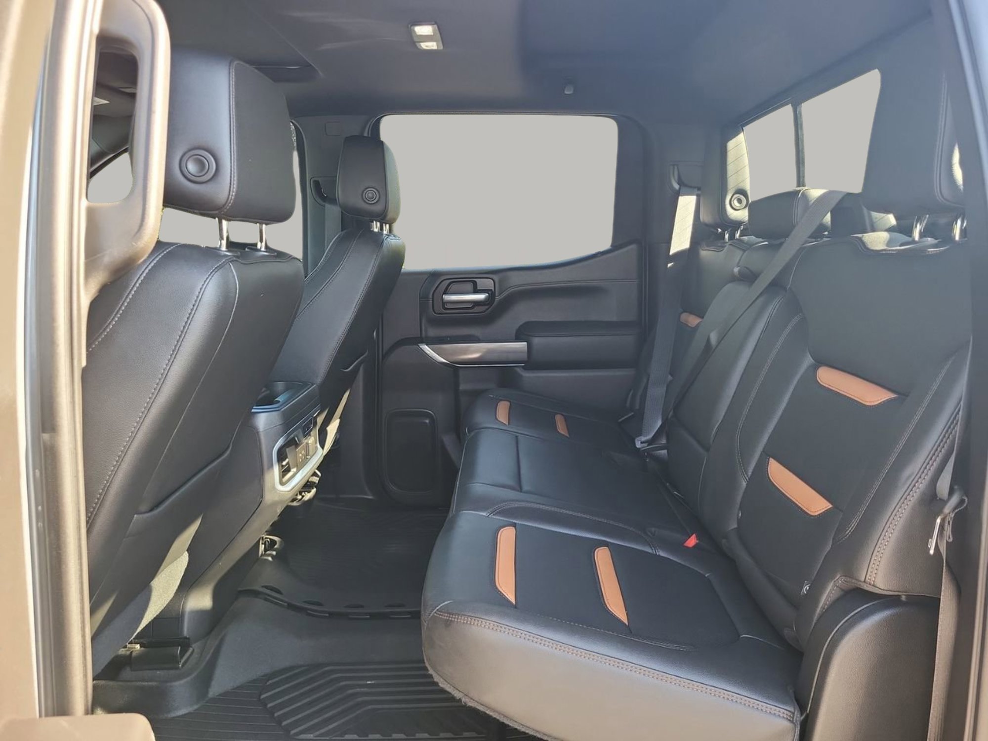 Used 2021 GMC Sierra 1500 AT4 w/ Technology Package image 16