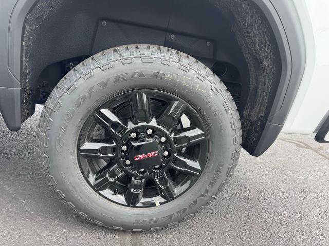 New 2025 GMC Sierra 2500 AT4 w/ AT4 Premium Plus Package image 11