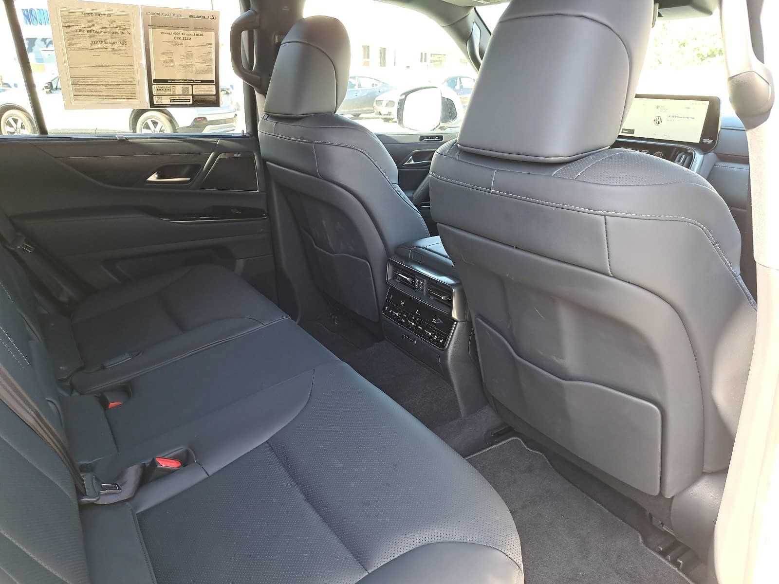 Used 2026 Lexus LX 700h Luxury w/ Accessory Package (Z1) AWD/4WD image 11