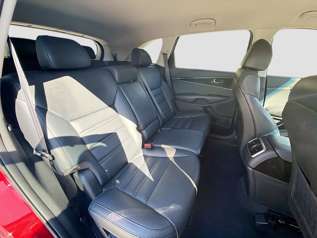 Used 2018 Kia Sorento EX image 31